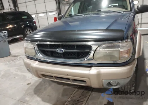 1999 Ford Explorer Eddie Bauer/Limited/Xlt from USA, damaged, VIN 1FMDU35P2XZA31457